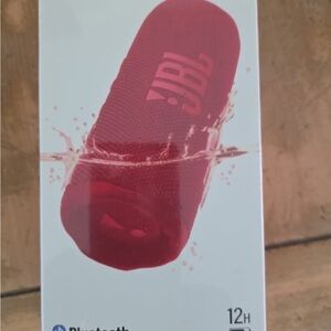 JBL Red Portable Speaker Flip 6